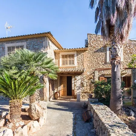 Villa Alcux *